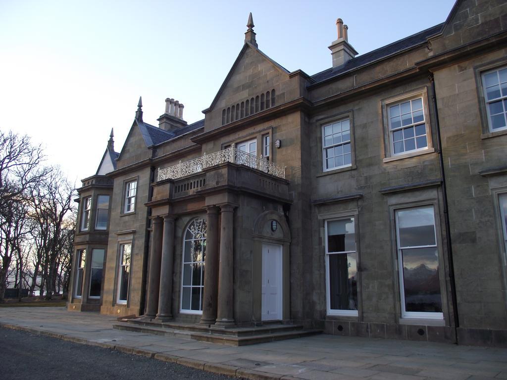 Country house House *